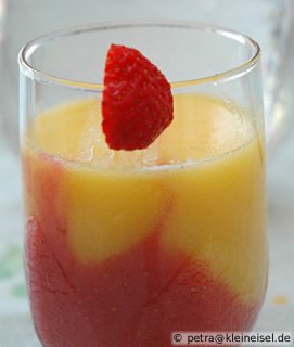 Ananas-Erdbeer-Smoothie