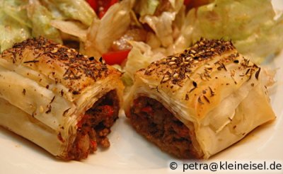 Aus dem Libanon: Filo-Röllchen mit Lamm