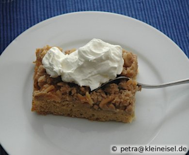 Rhabarber-Marzipan-Streusel-Kuchen - vegan